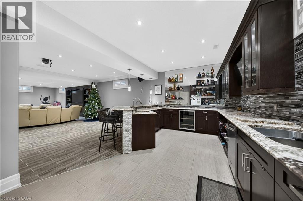 245 JOSEPH SCHOERG Crescent - 42