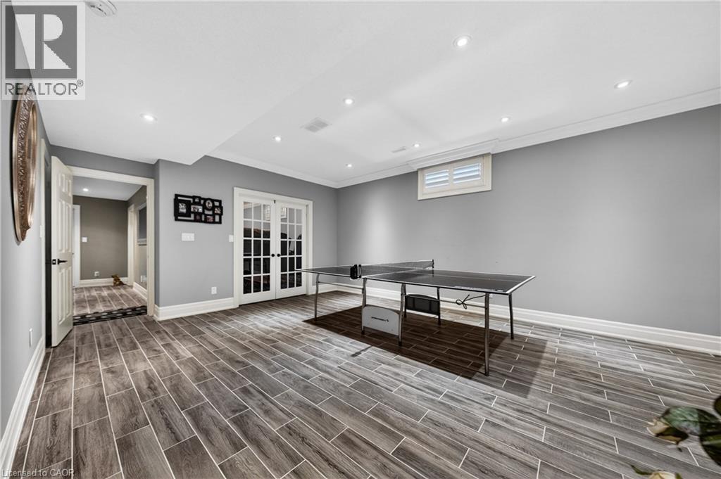 245 JOSEPH SCHOERG Crescent - 45