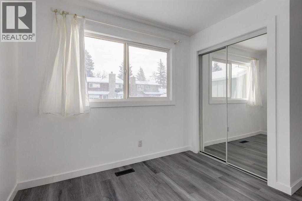 32 Midland Place SE - 18