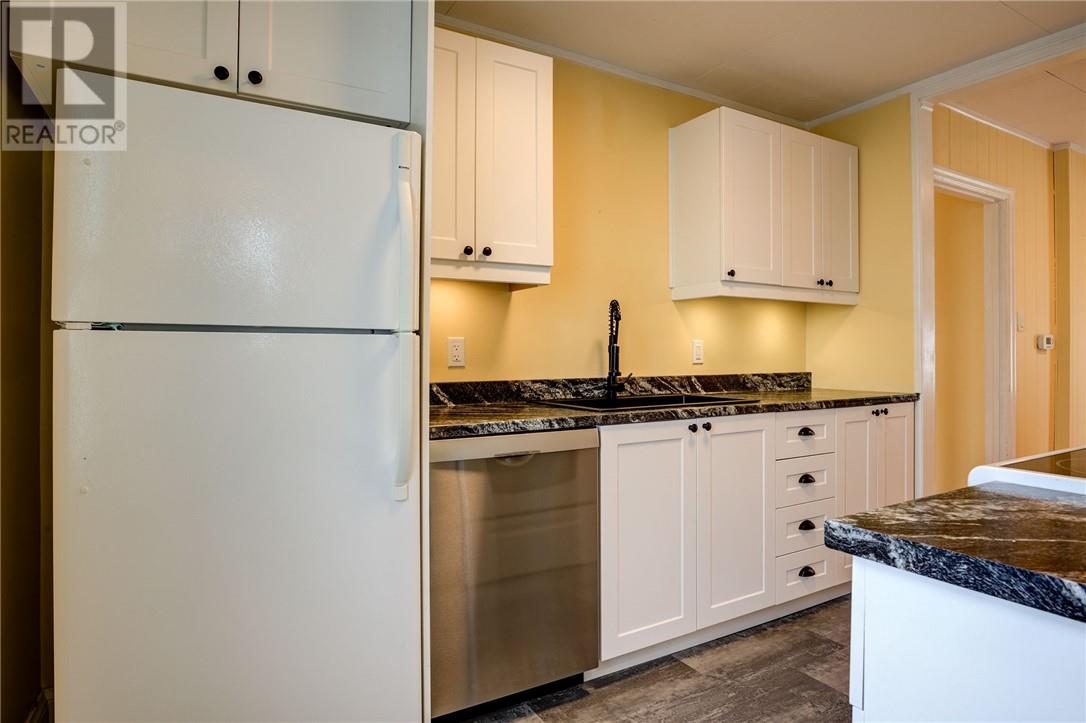 233 Fourth Avenue, Lively, Ontario, P3Y1M4 — Photo 17