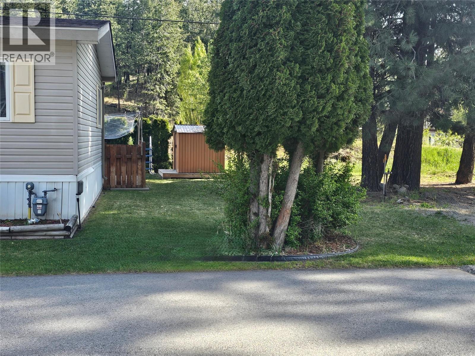 #38 5371 Princeton Avenue - 28