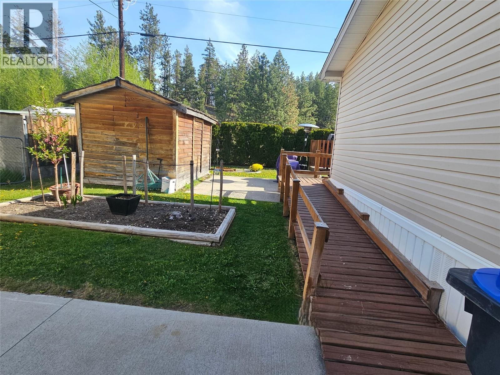 #38 5371 Princeton Avenue - 32