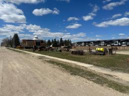 901 Park Ave, Beausejour, MB R0E0C0 Photo 11