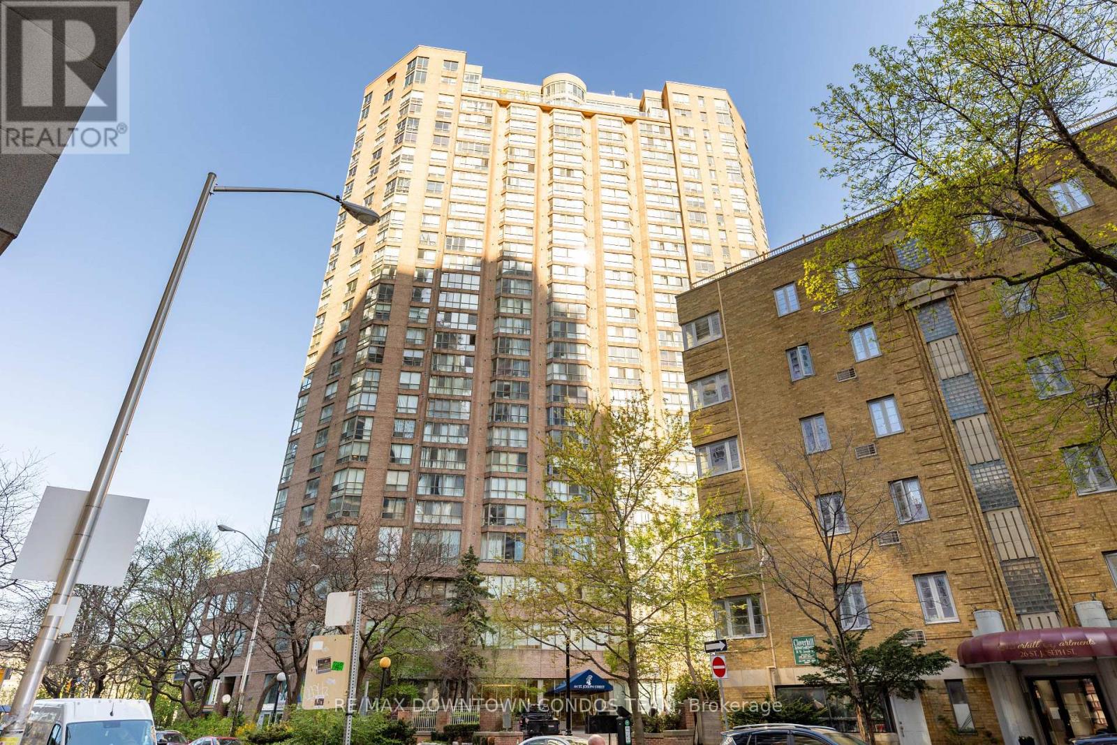 #506 44 ST JOSEPH STREET - 1