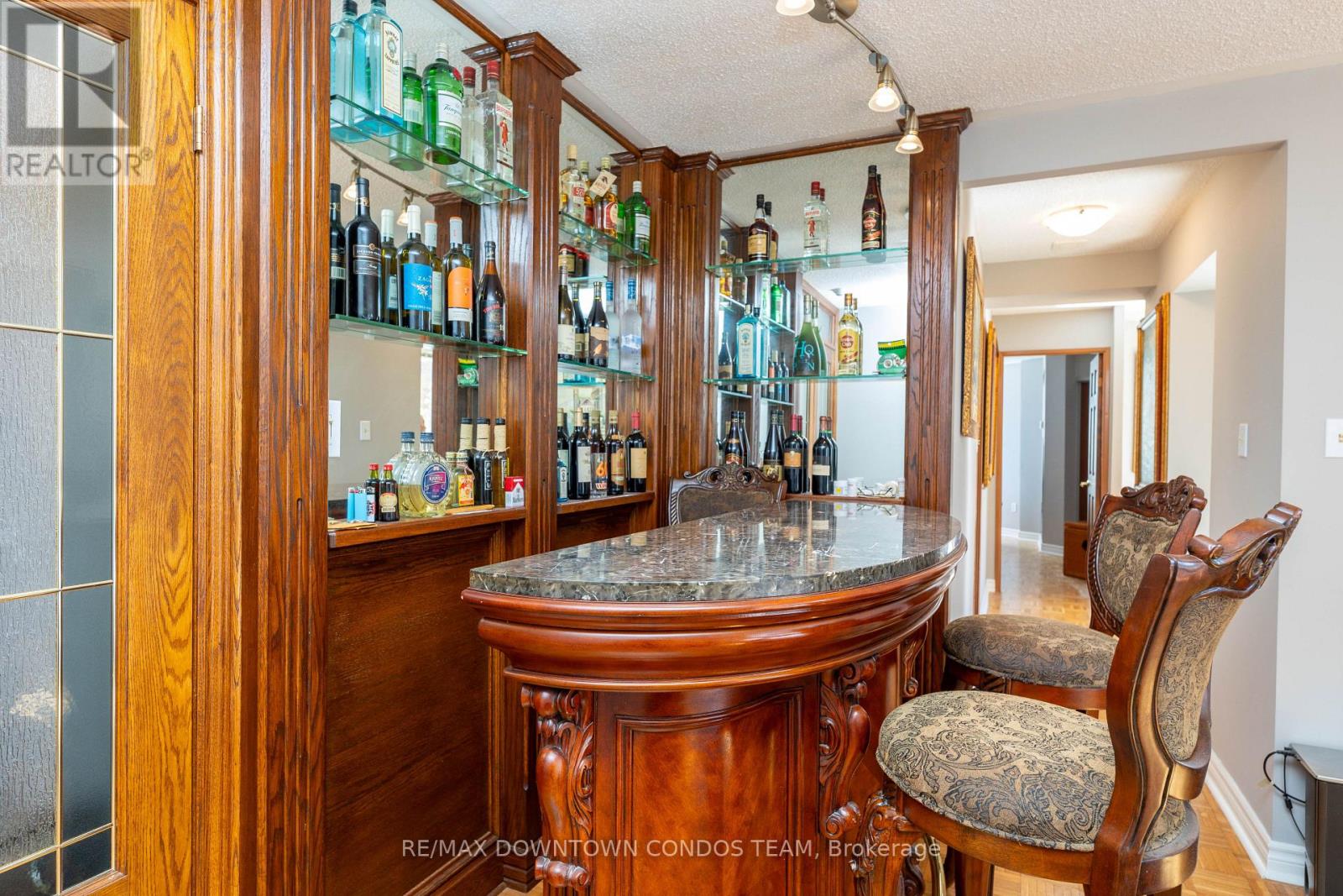#506 44 ST JOSEPH STREET - 10