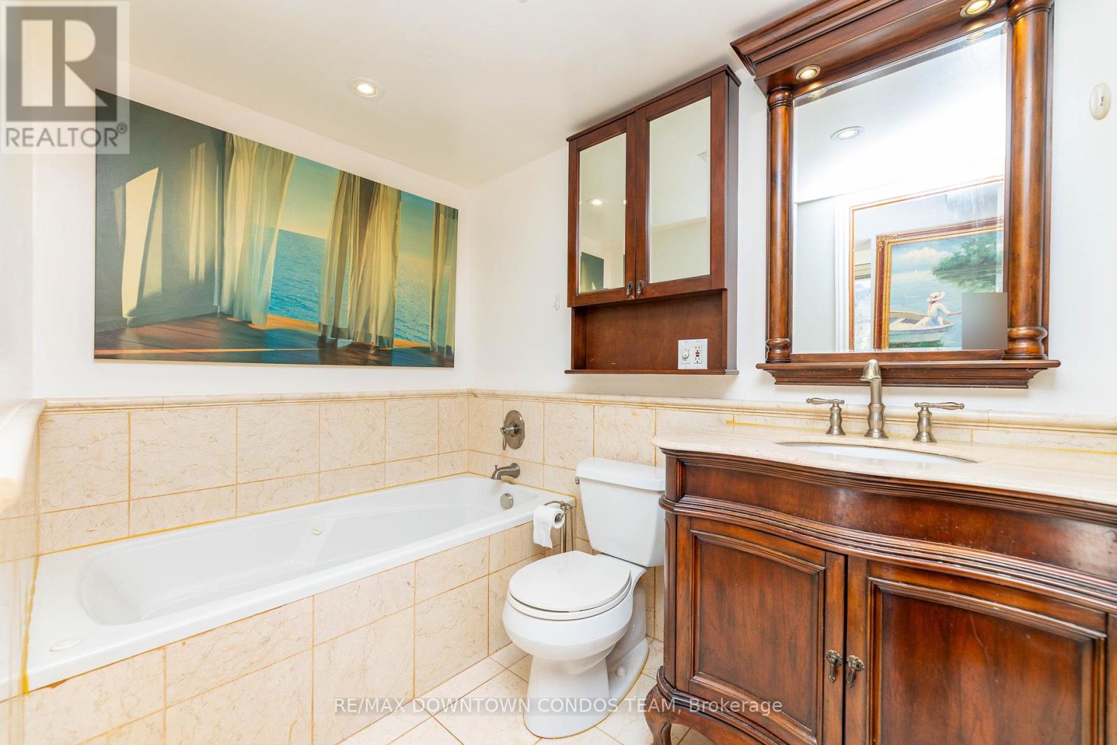 #506 44 ST JOSEPH STREET - 14