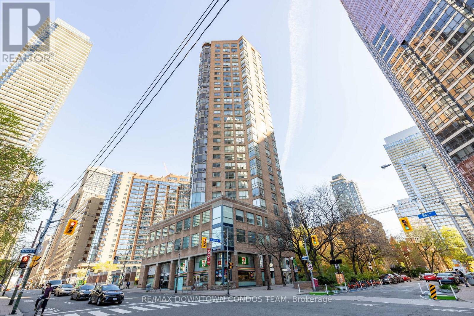 #506 44 ST JOSEPH STREET - 2