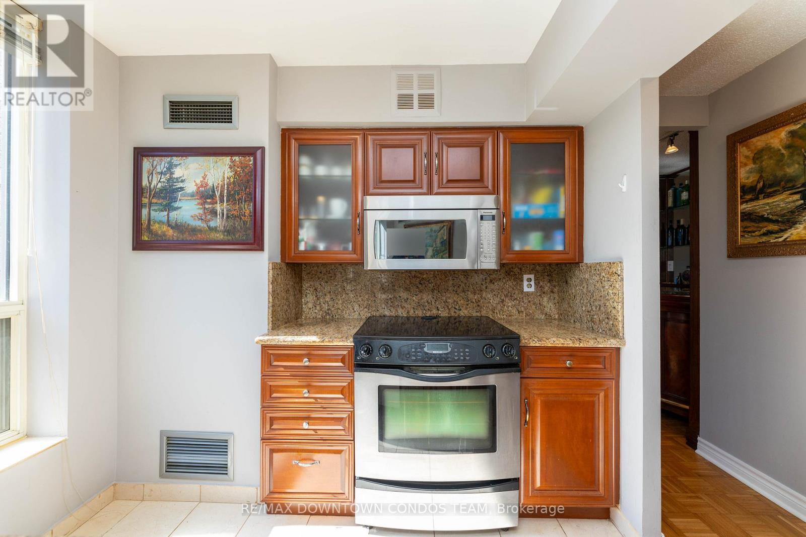 #506 44 ST JOSEPH STREET - 20
