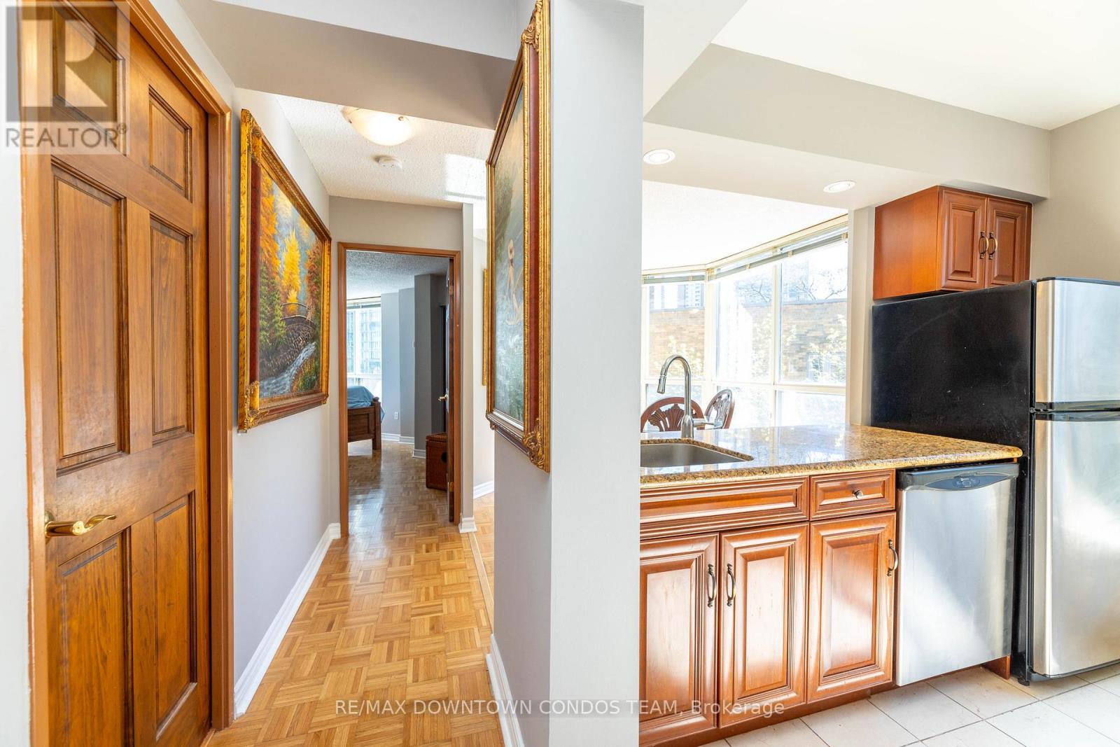 #506 44 ST JOSEPH STREET - 33
