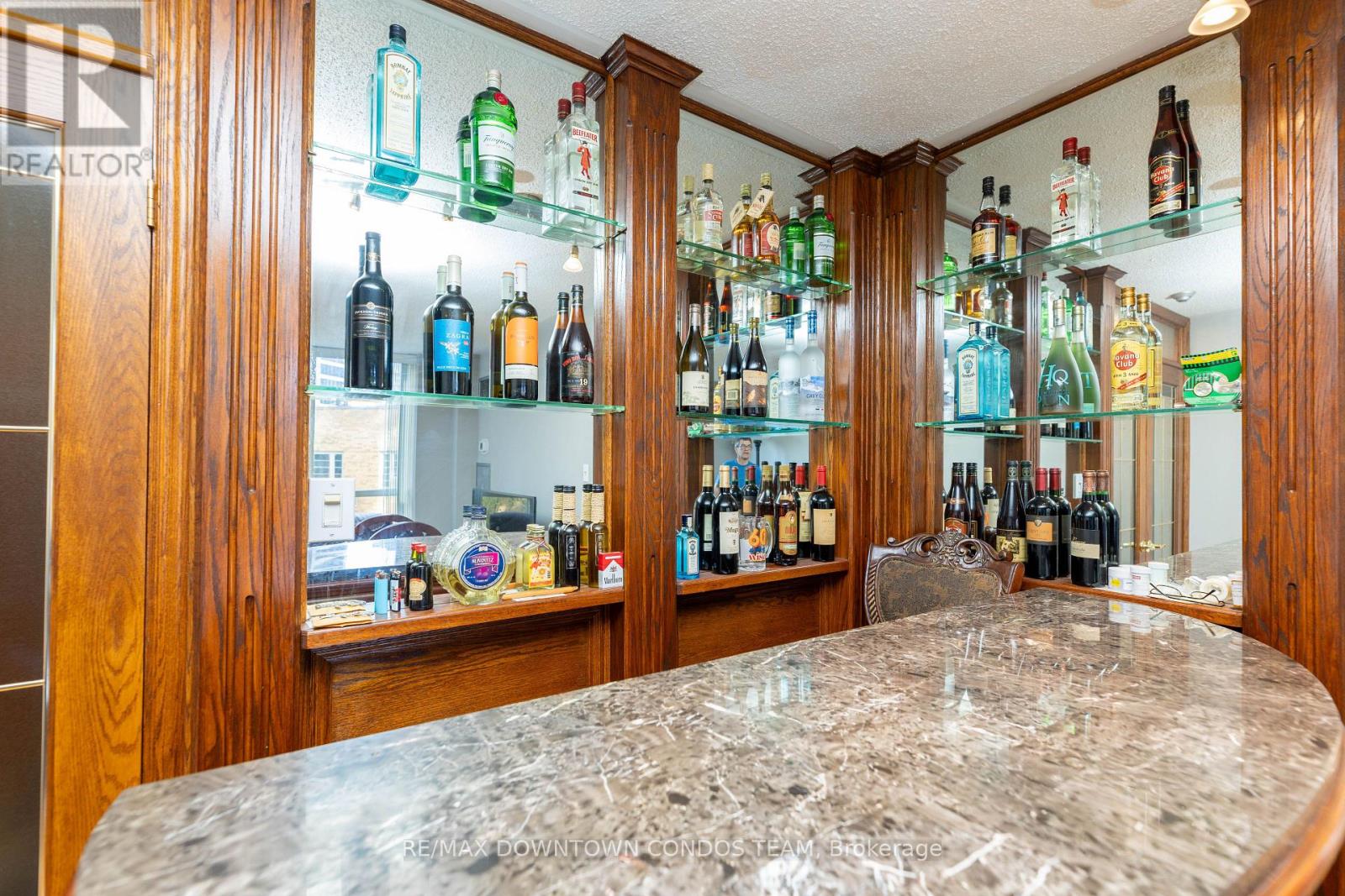 #506 44 ST JOSEPH STREET - 35