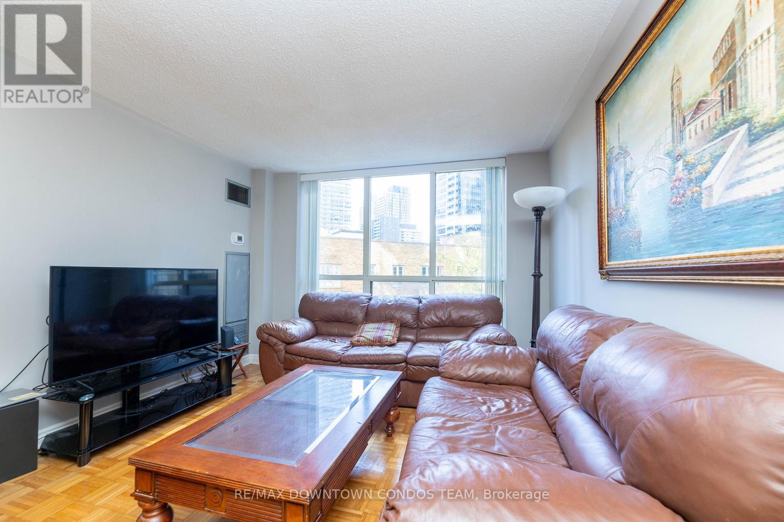 #506 44 ST JOSEPH STREET - 41