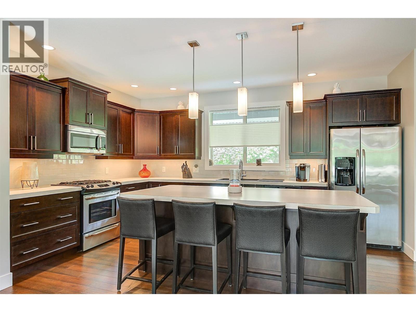 #1 1865 Begbie Road - 16