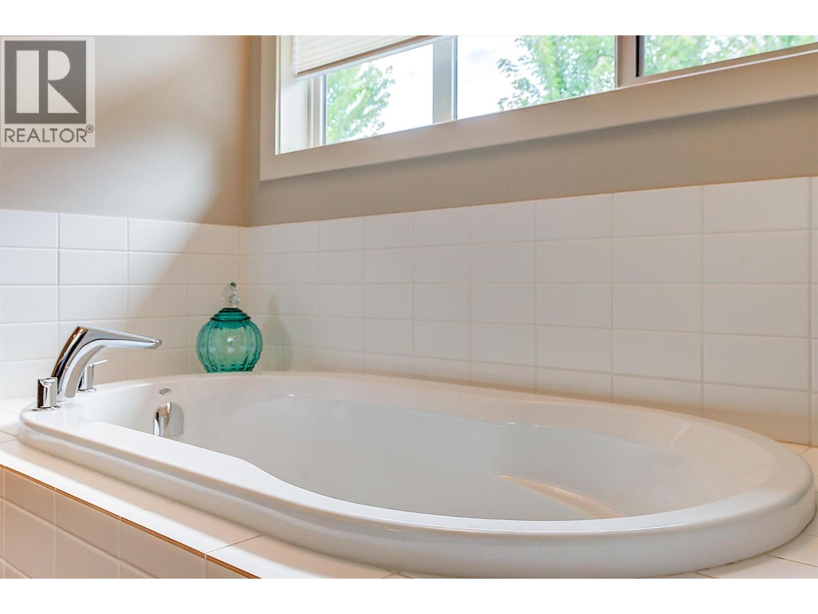 1865 Begbie Road Unit# 1, Kelowna