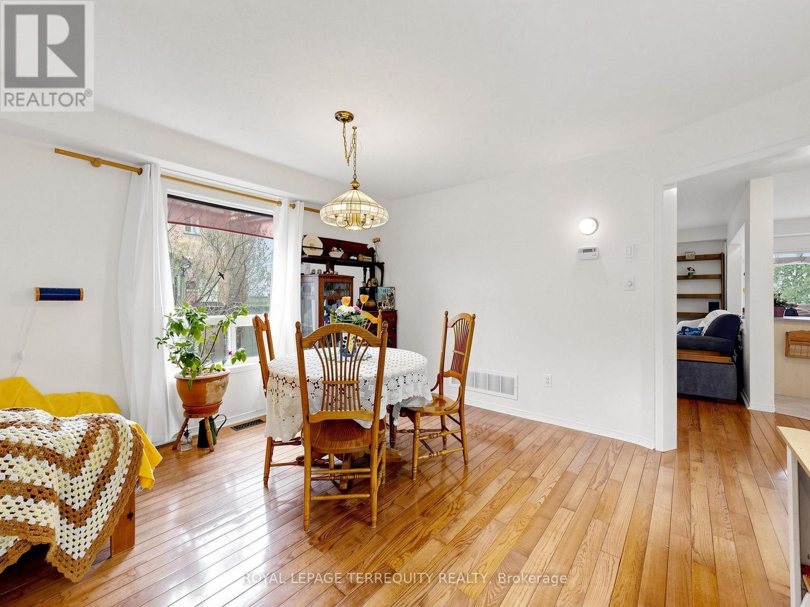 20 DAVEY STREET - 10