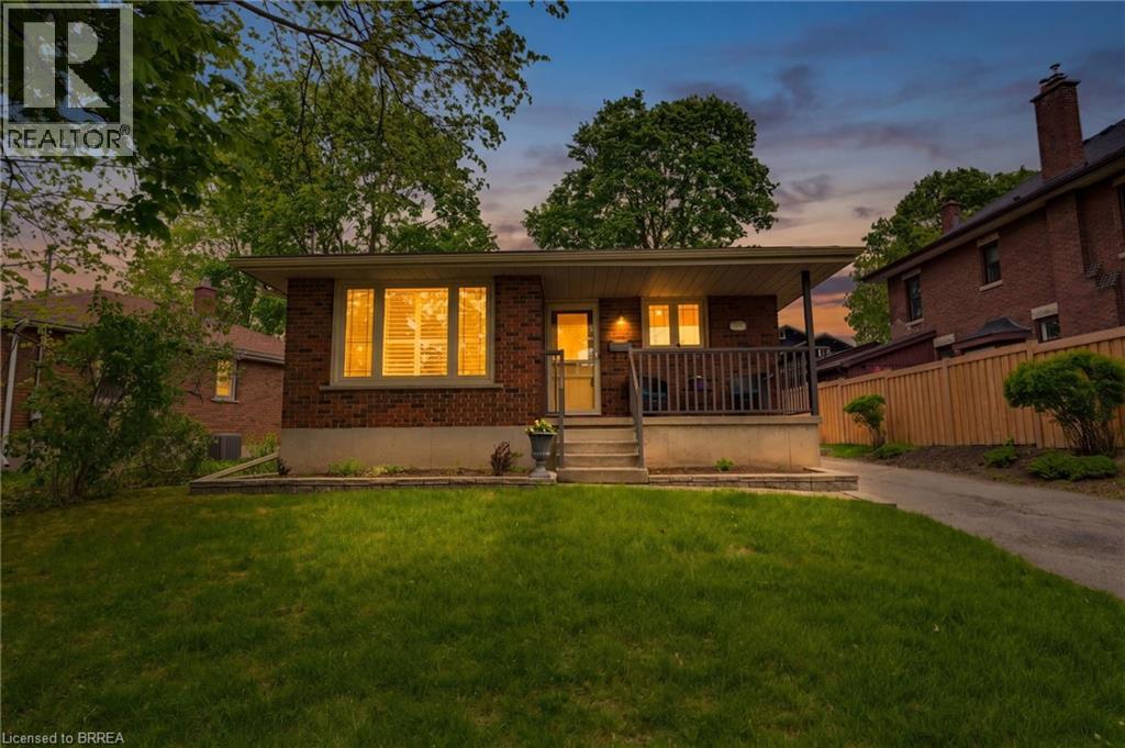 28 RIDGEWOOD Drive - 2