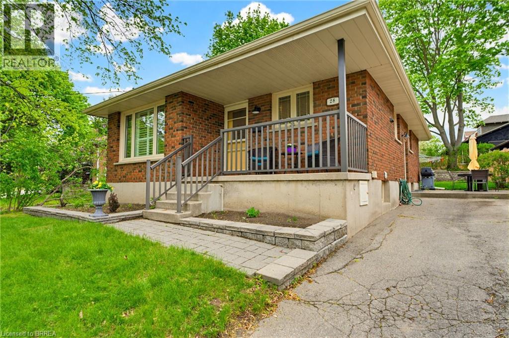 28 RIDGEWOOD Drive - 3