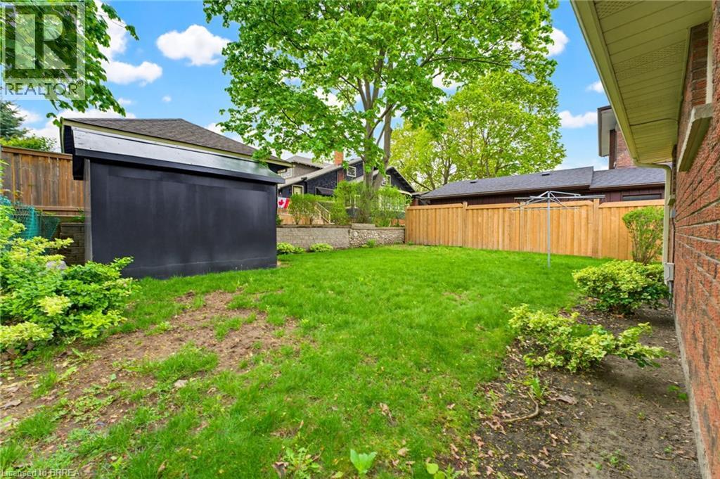 28 RIDGEWOOD Drive - 37