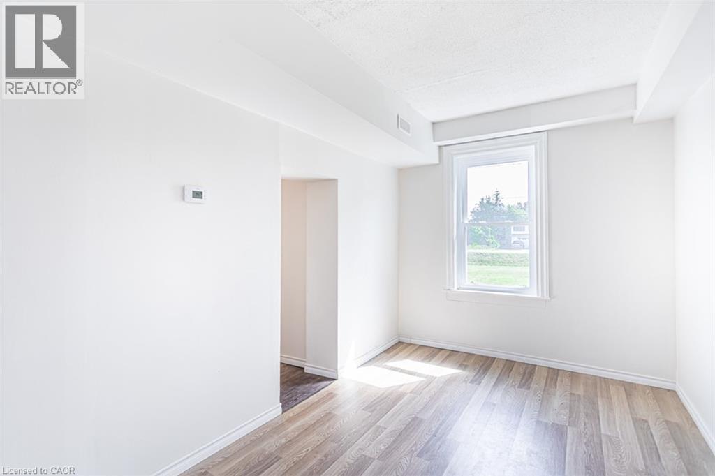 2712 UPPER JAMES Street, Hamilton, Ontario, L0R1W0 — Photo 5