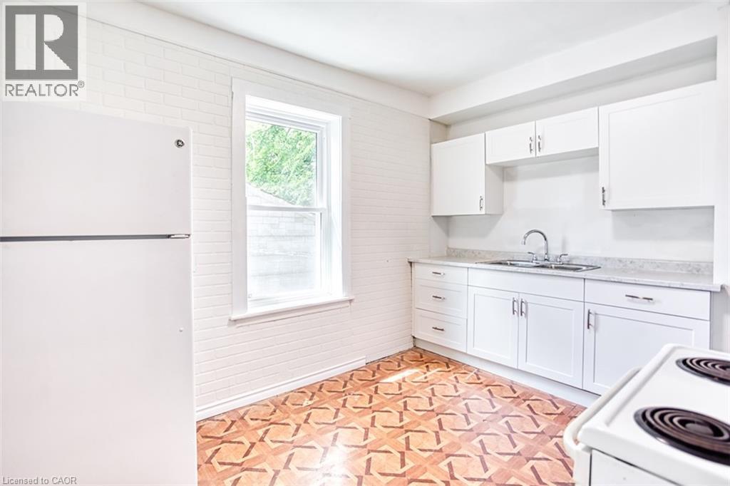 2712 UPPER JAMES Street - 14