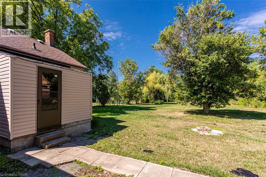 2712 UPPER JAMES Street - 34