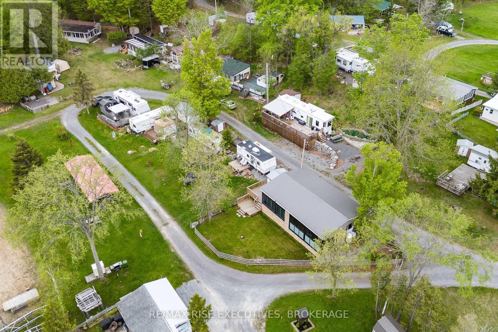 #13 9 GLENFORD LANE - 18