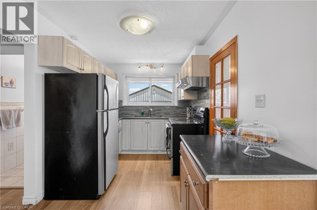 270 MAUSSER Avenue - 15