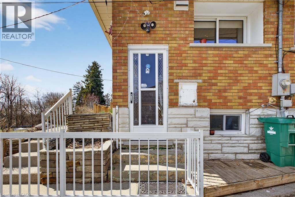 270 MAUSSER Avenue - 26