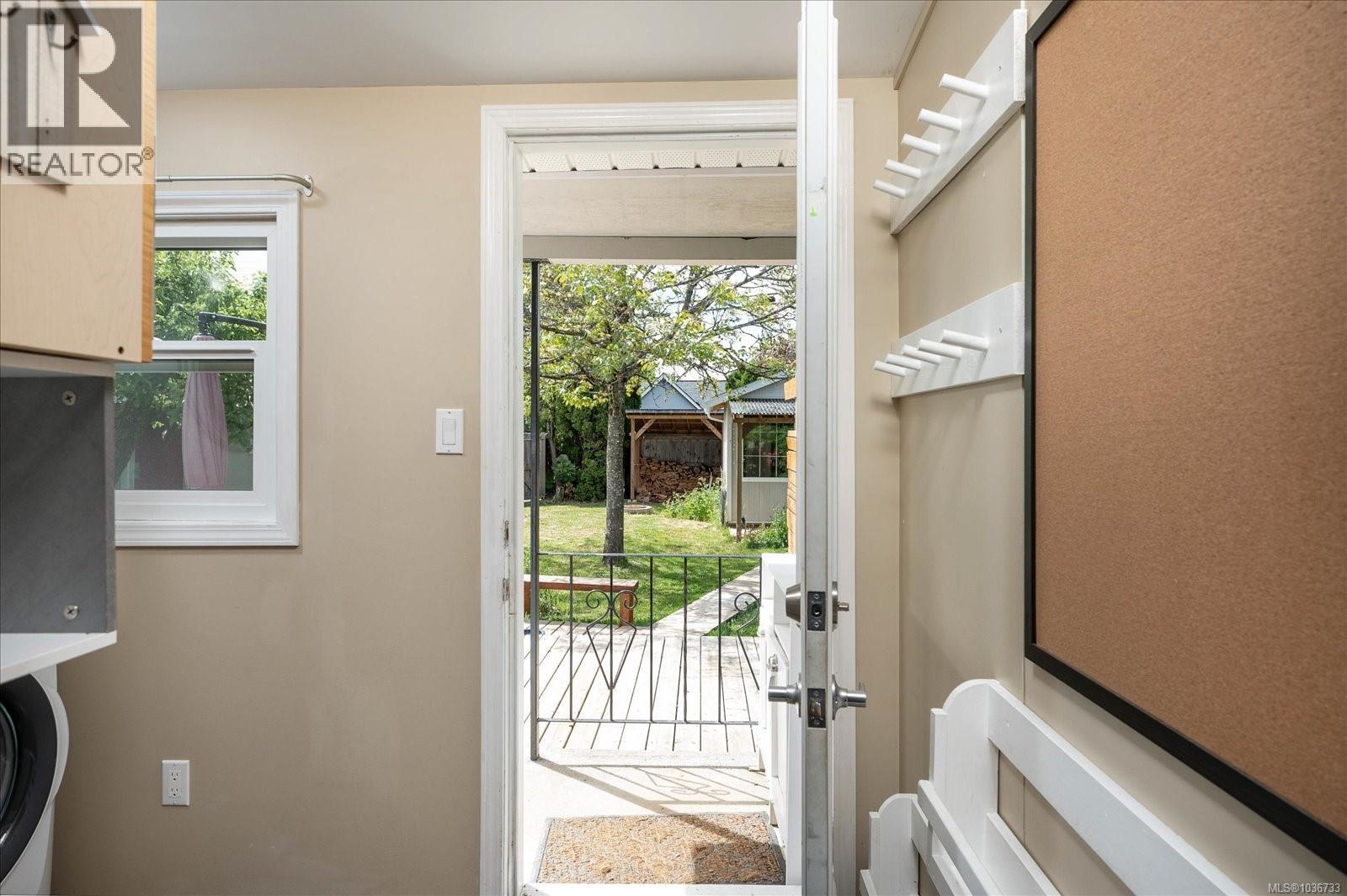 4036 10th Ave - 27