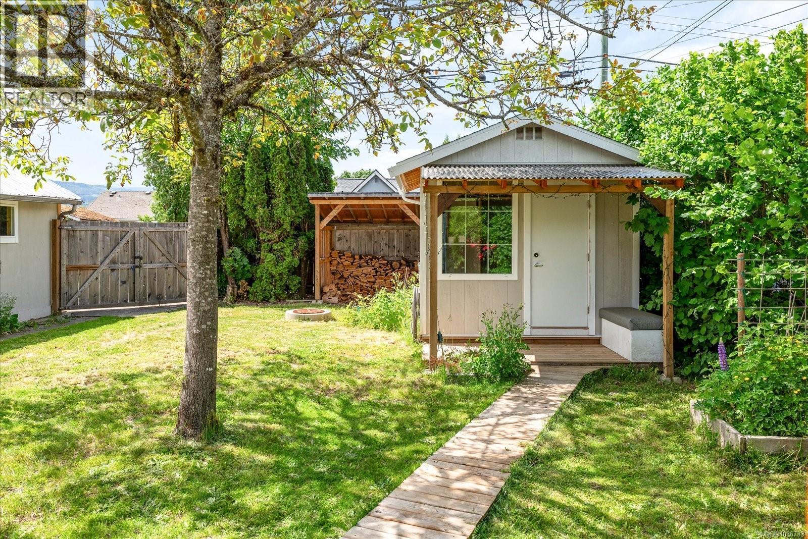 4036 10th Ave - 34