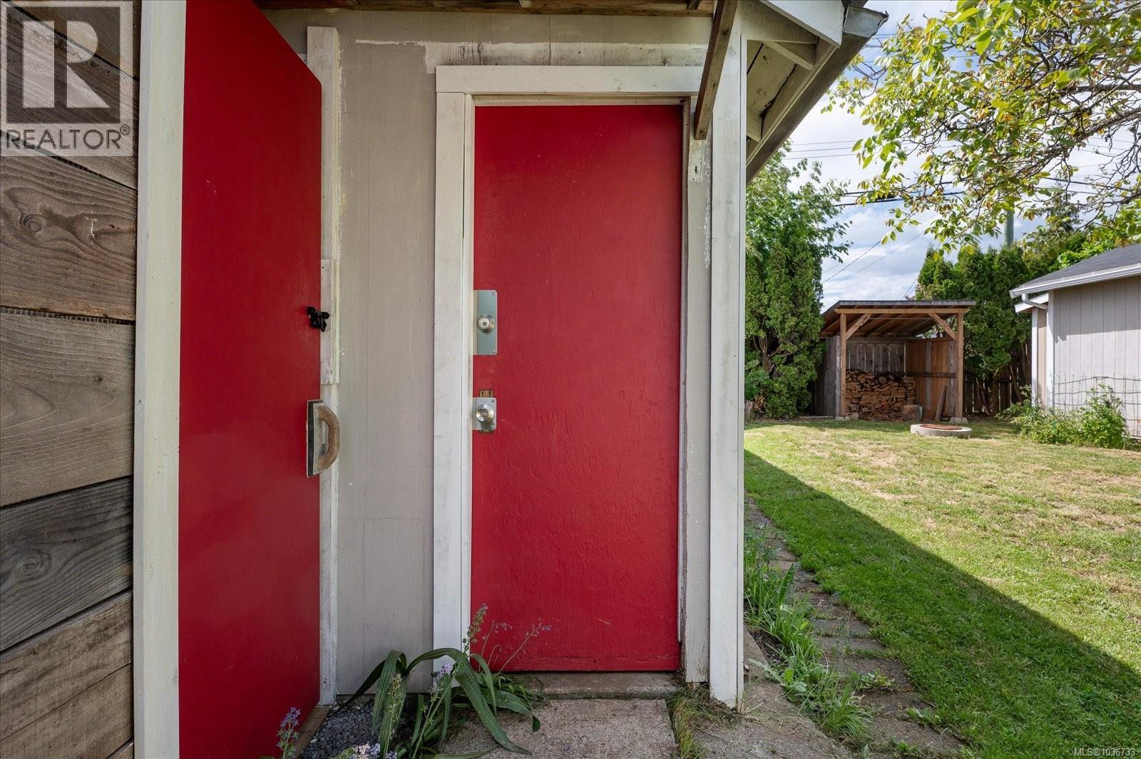 4036 10th Ave - 40