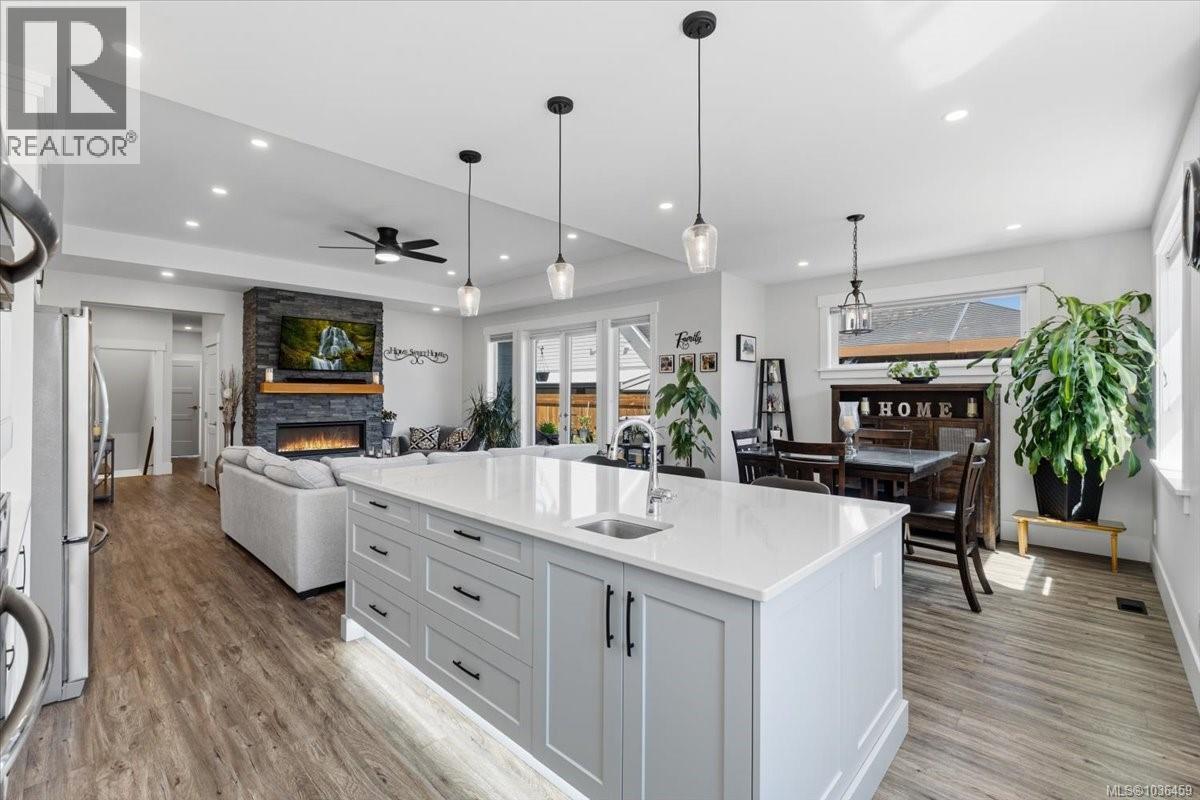 389 Whitmee Rd - 2
