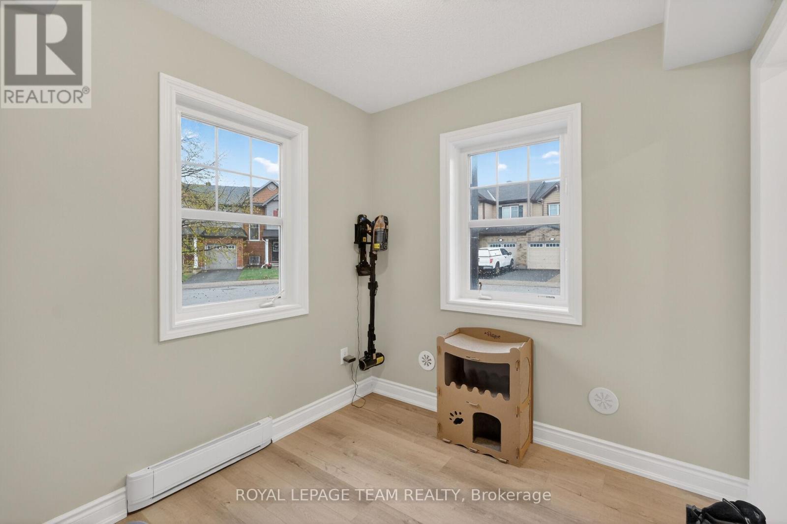216 CAYMAN ROAD - 12