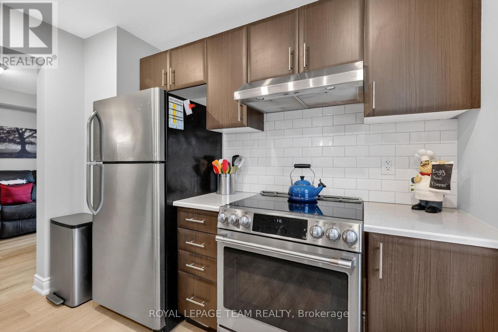 216 CAYMAN ROAD - 26