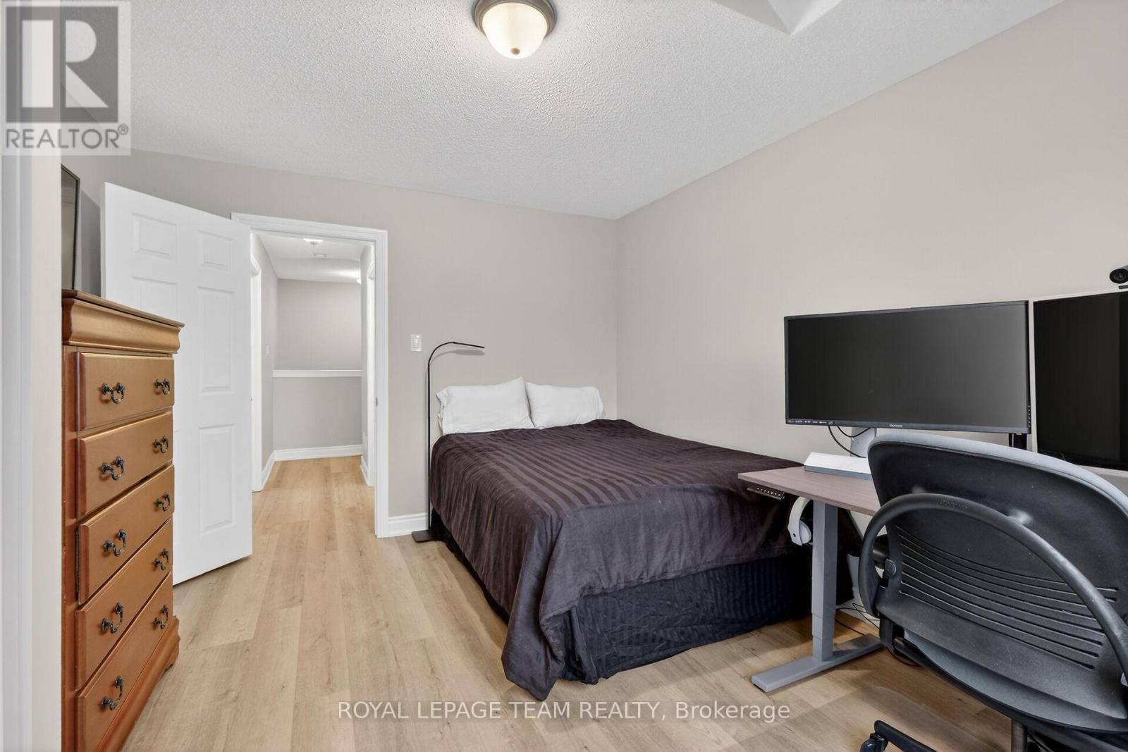 216 CAYMAN ROAD - 33