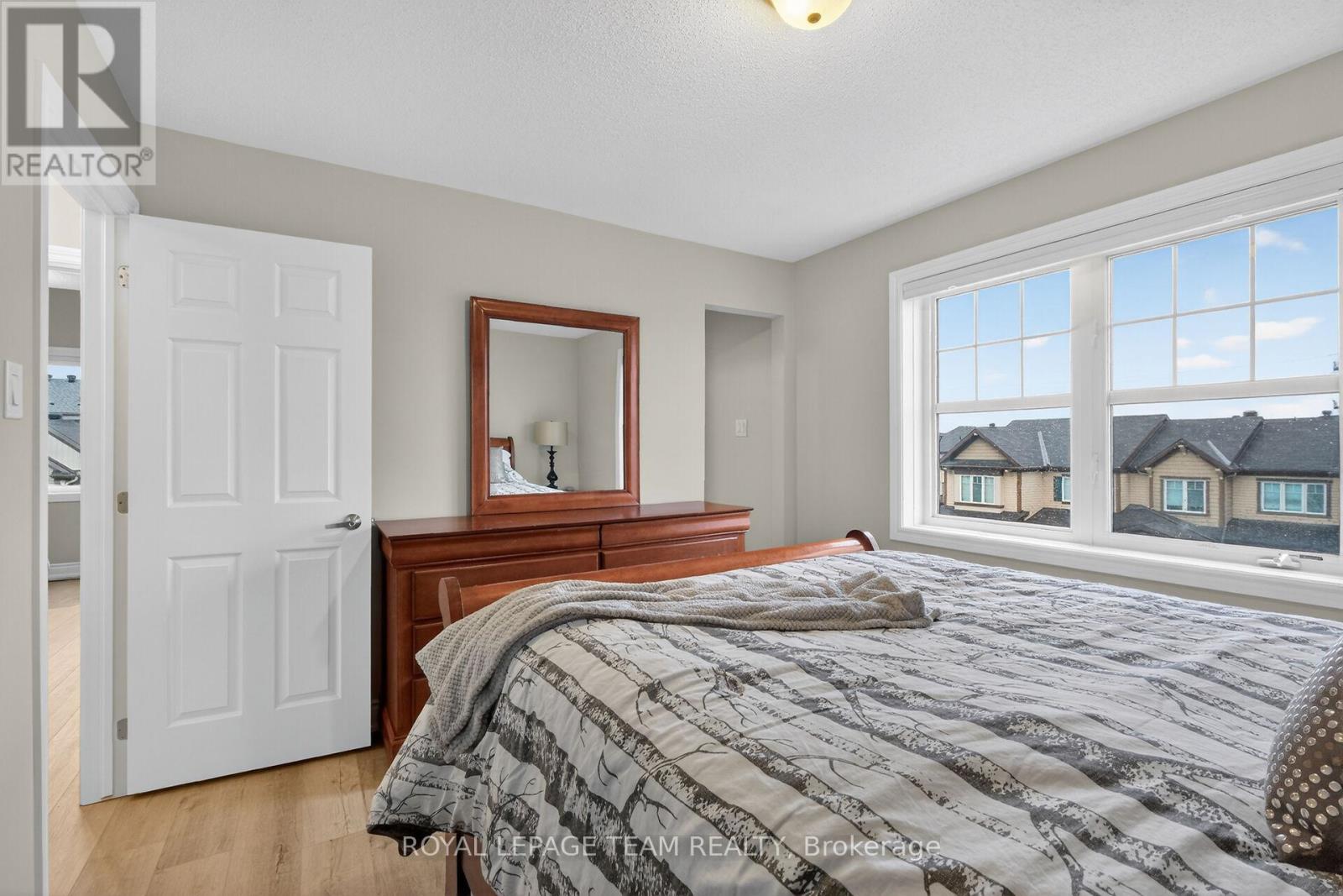 216 CAYMAN ROAD - 39