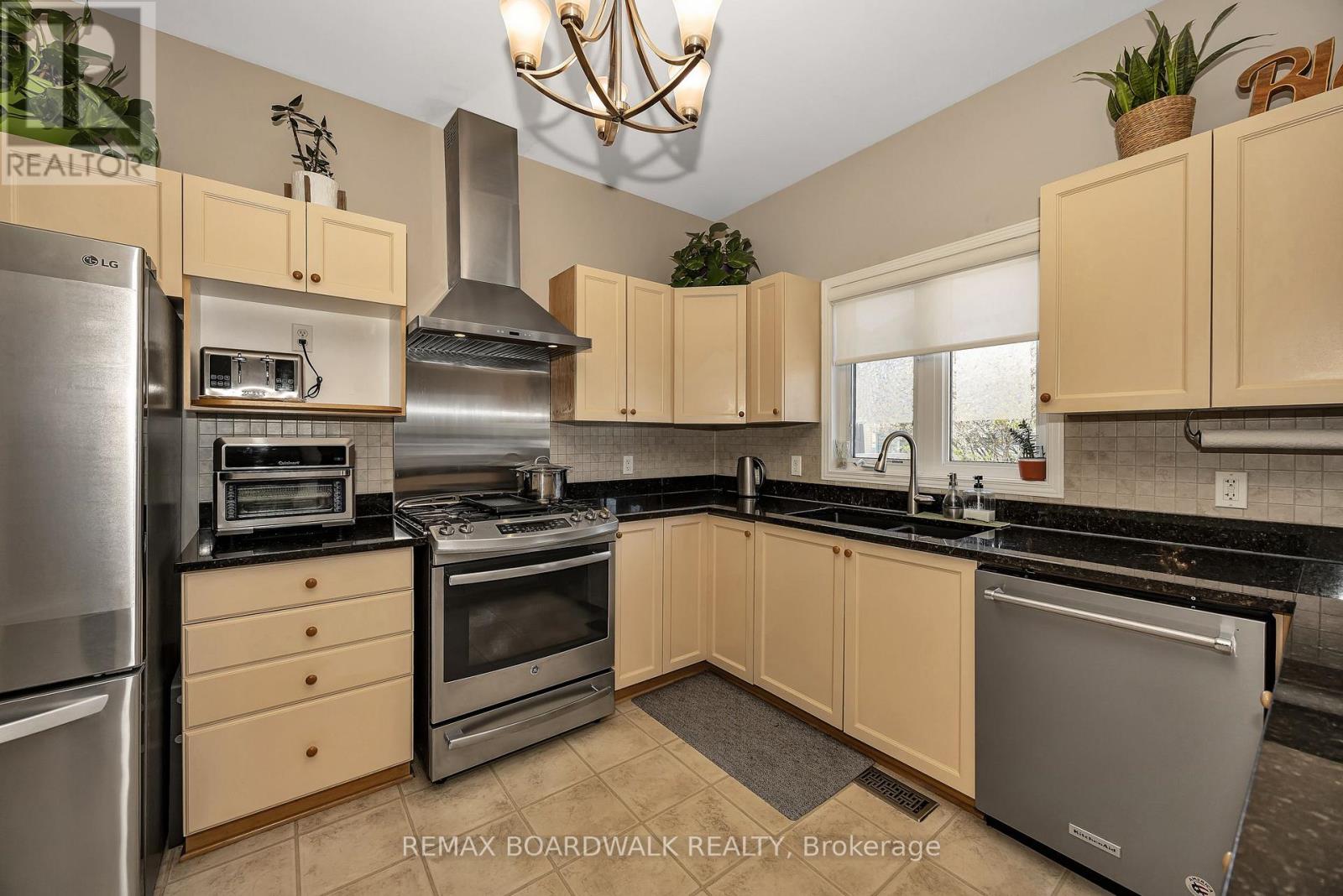 102 MOSSWOOD COURT - 12