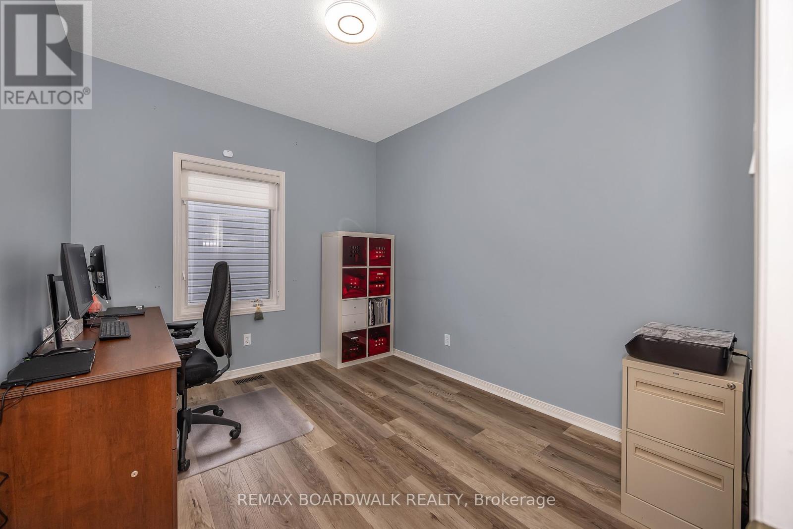 102 MOSSWOOD COURT - 20