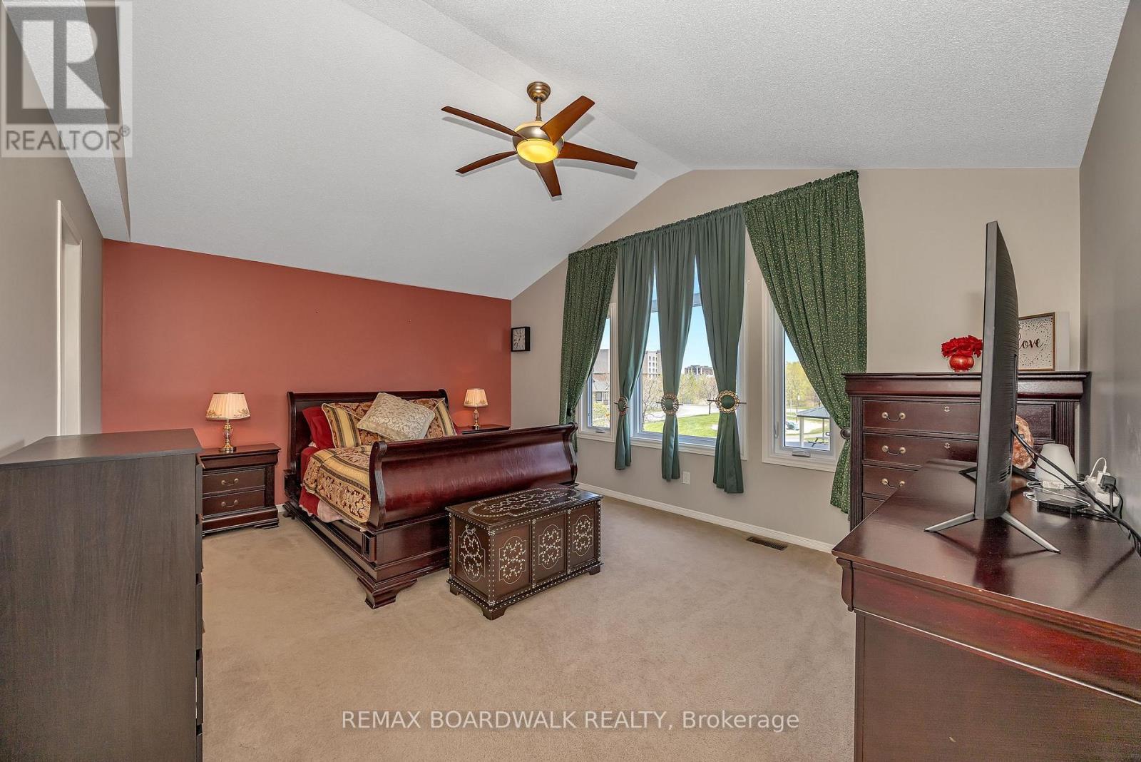 102 MOSSWOOD COURT - 25