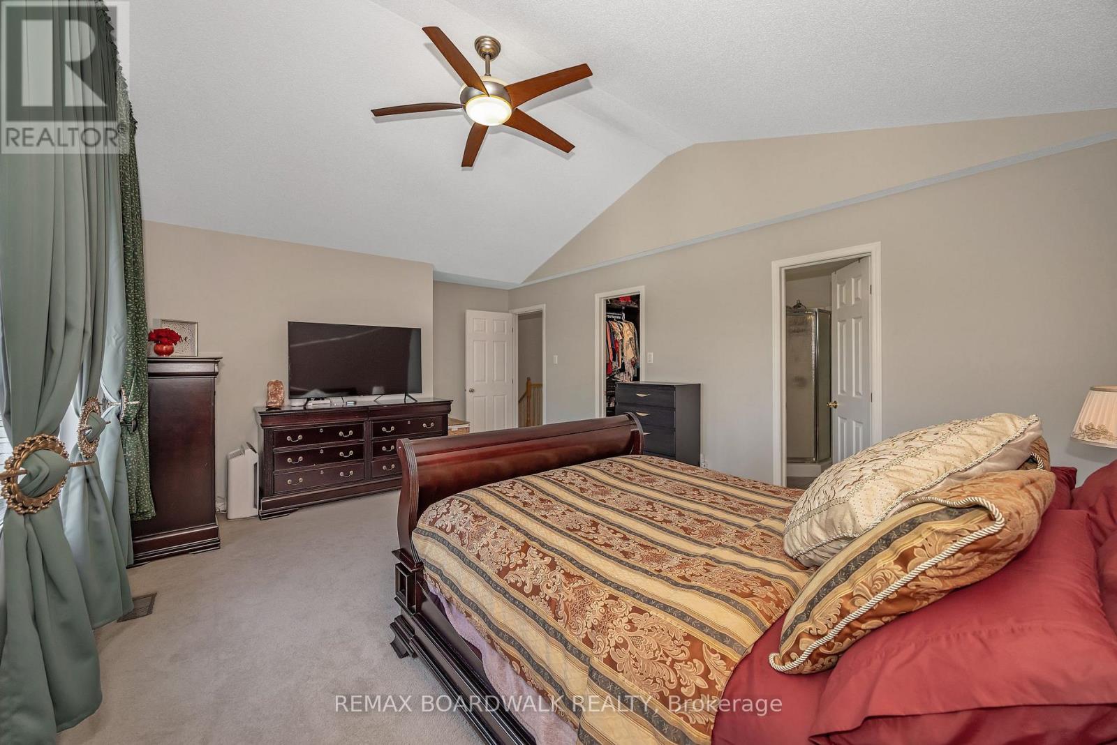 102 MOSSWOOD COURT - 26