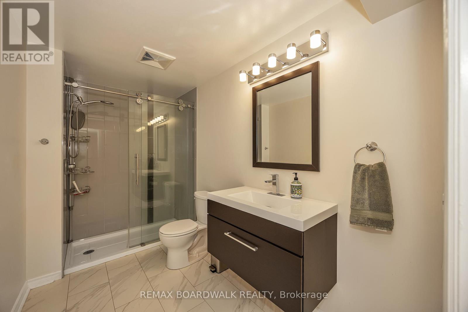102 MOSSWOOD COURT - 40