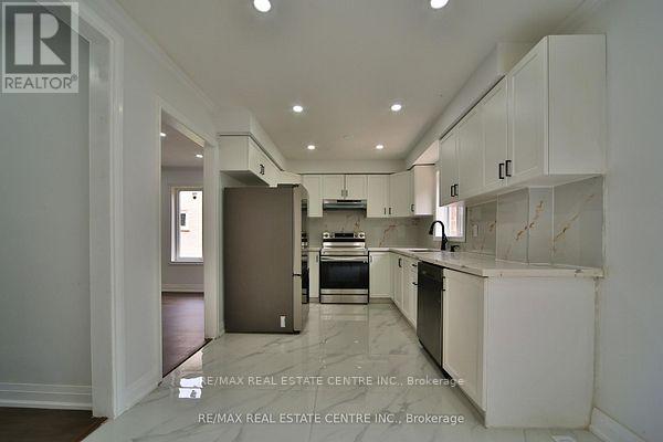 20 MOZART CRESCENT - 8