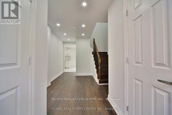 20 MOZART CRESCENT - 4