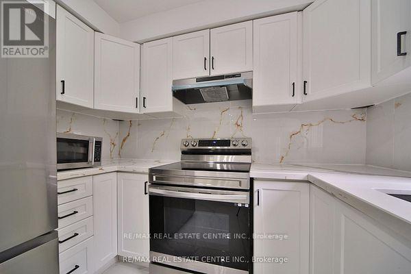 20 MOZART CRESCENT - 9