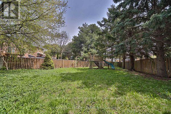 20 MOZART CRESCENT - 35