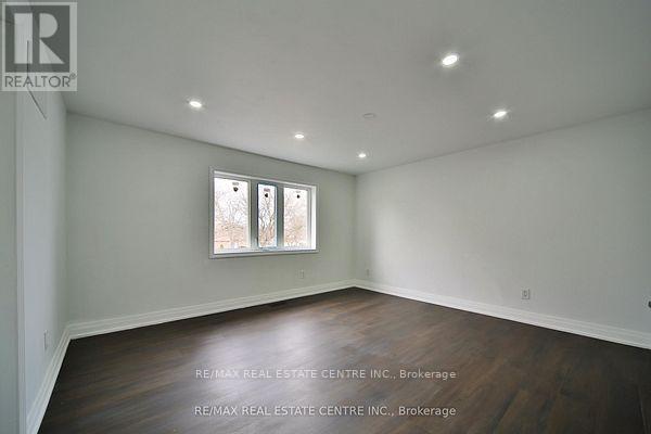20 MOZART CRESCENT - 15