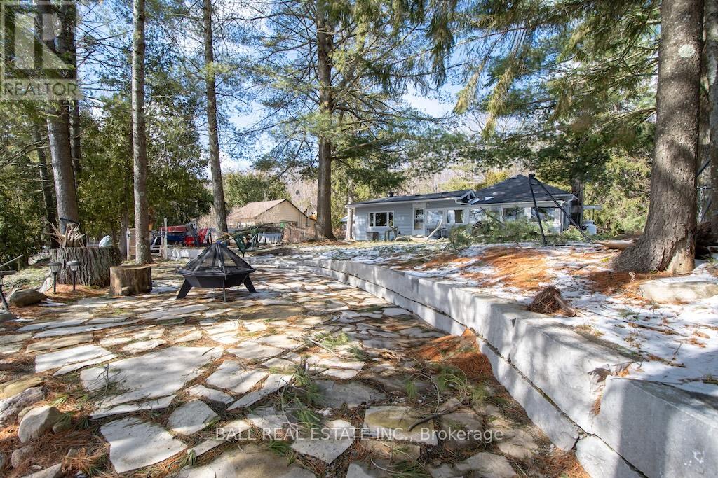 2077 WHITE LAKE ROAD W - 9