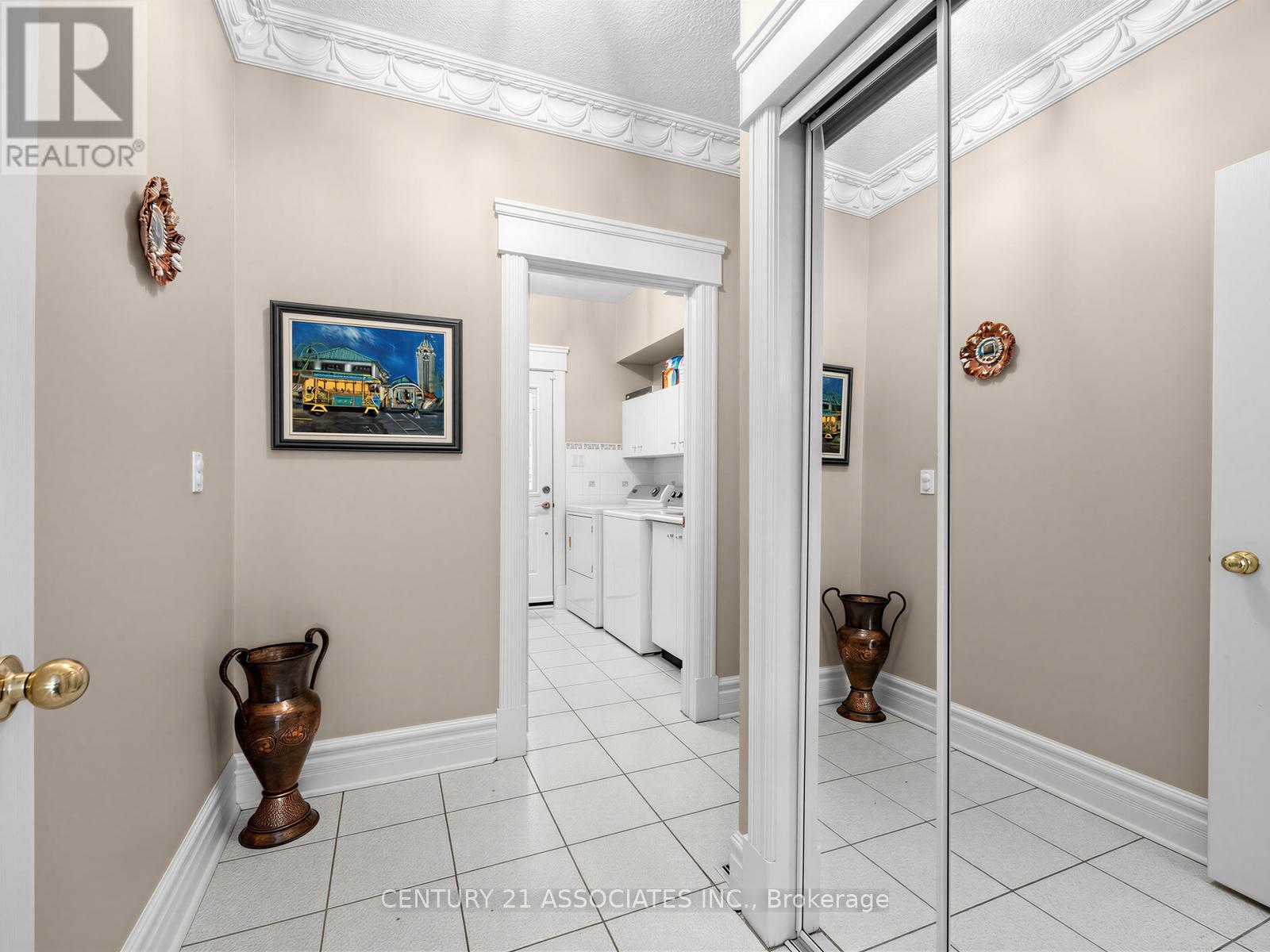 1478 ESTES CRESCENT - 14
