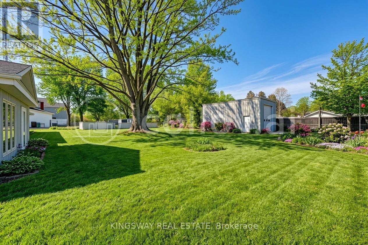 2340 FOUNTAIN STREET N - 42