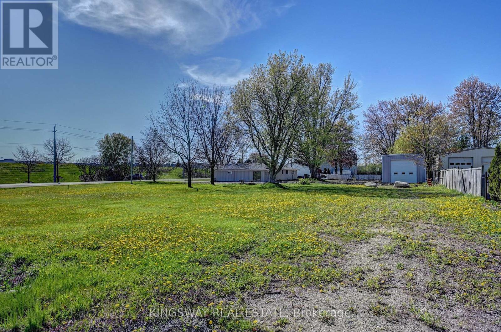2340 FOUNTAIN STREET N - 41