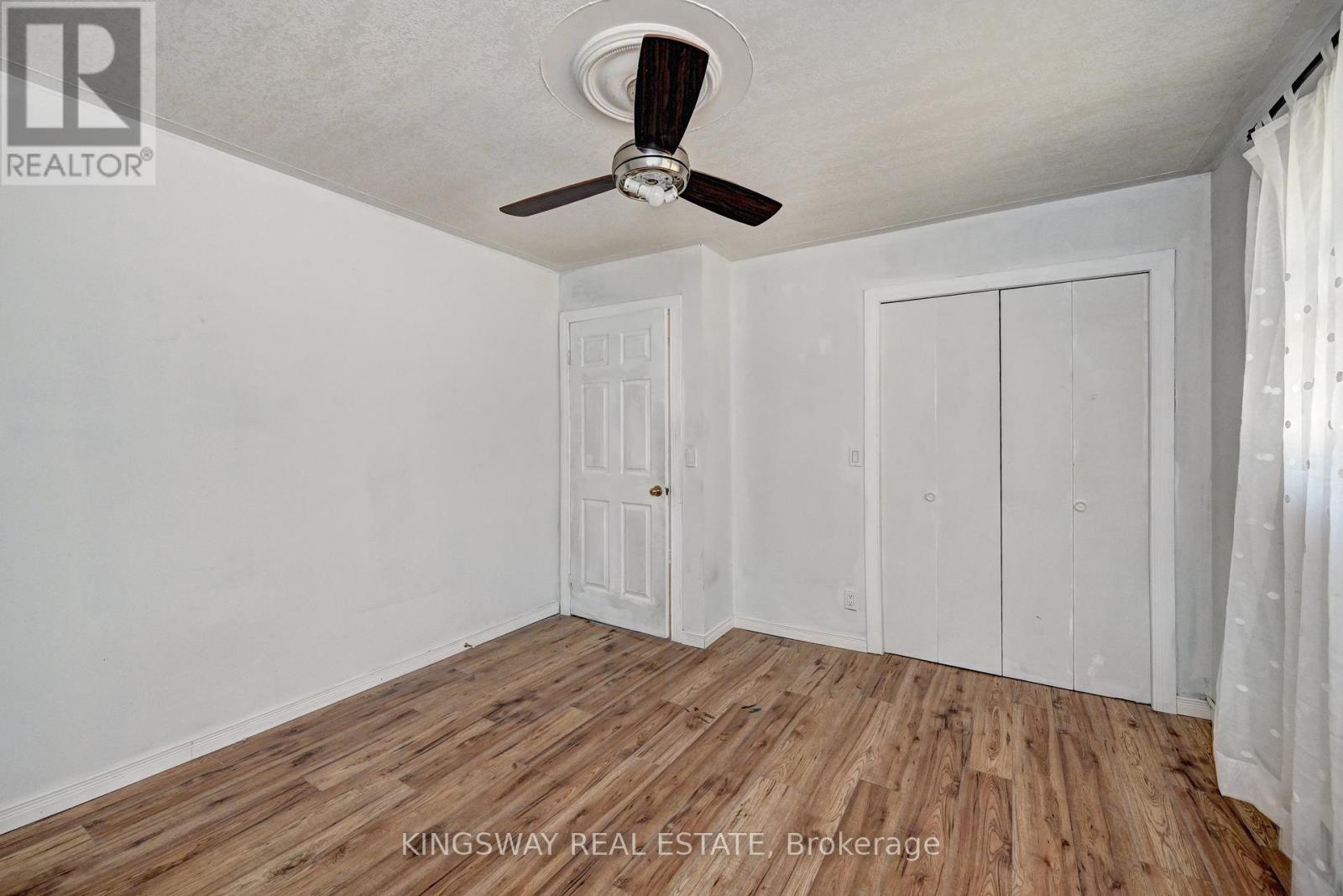 2340 FOUNTAIN STREET N - 38